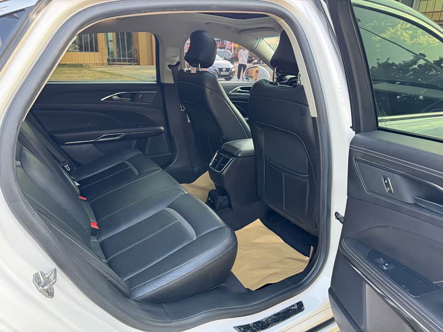 Ford Taurus 2016 car image #15