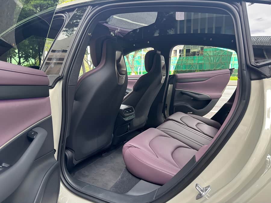 MI SU7 2025 car image #15
