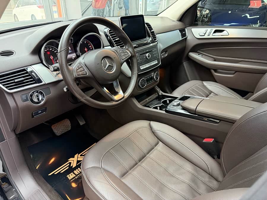 Mercedes-Benz GLE Class 2015 #15 Mercedes-Benz GLE Class 2015 car image #15