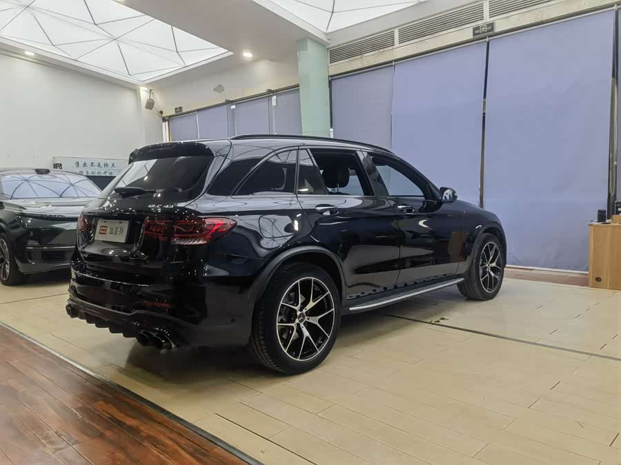 Mercedes-Benz GLC AMG 2021 immagine di auto #15