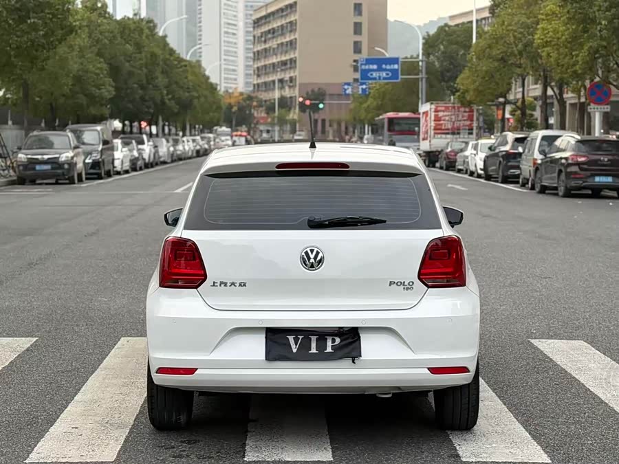 Volkswagen Polo 2016 car image #15