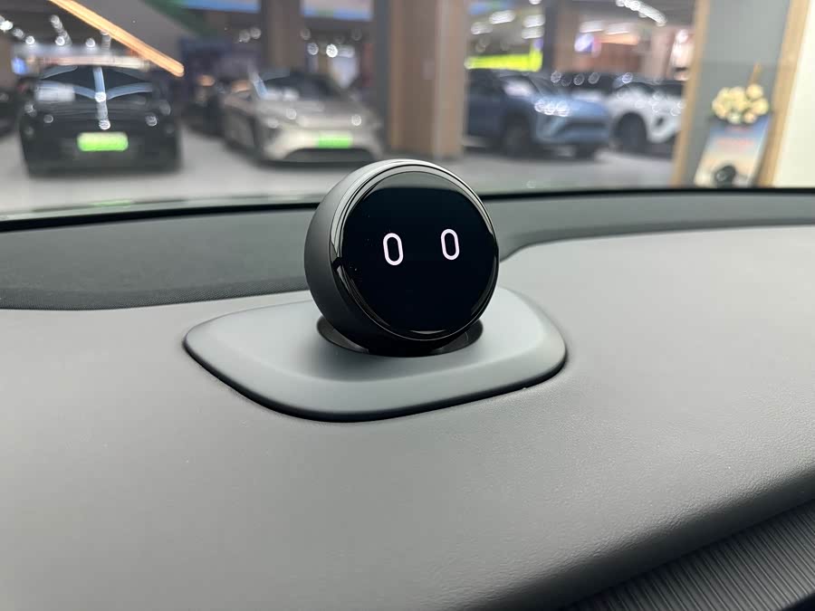 NIO ET5 2023 car image #15