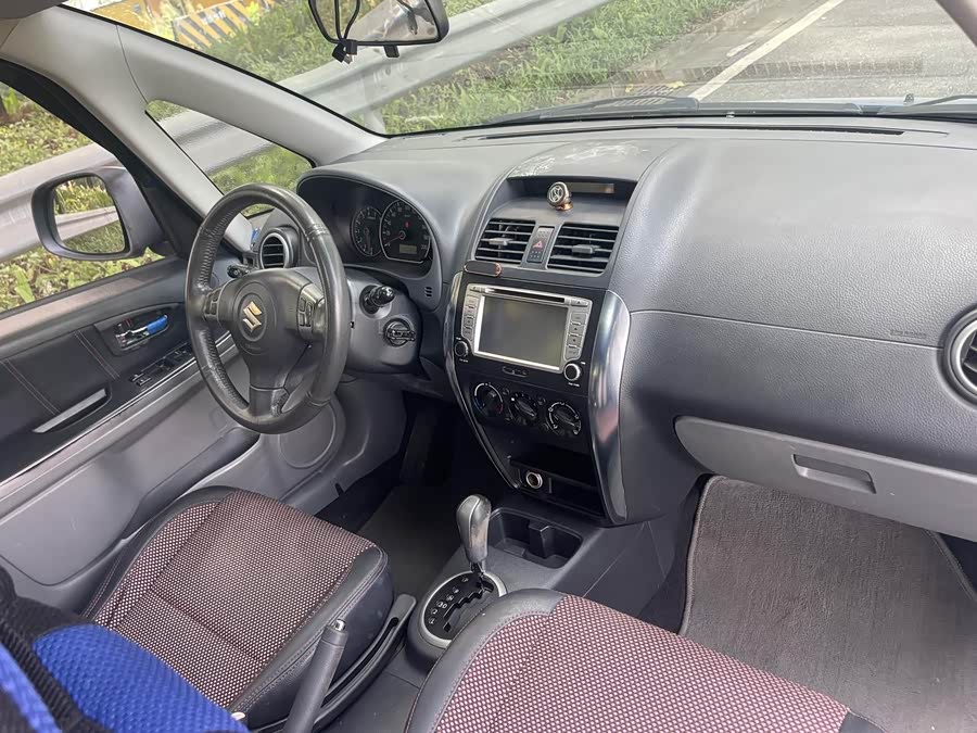 铃木 天语 SX4 2011 汽车图片 #15