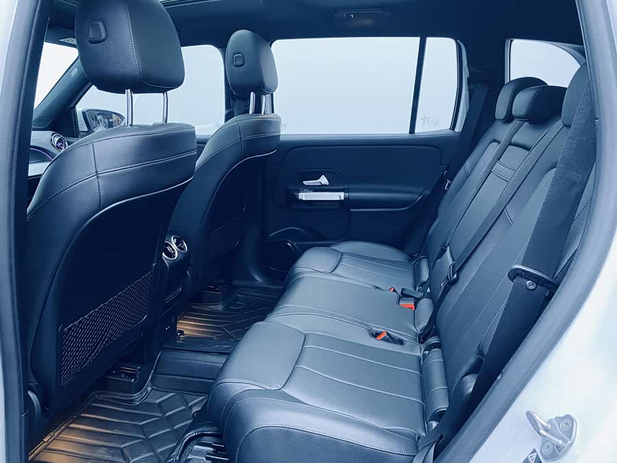 Mercedes-Benz GLB Class 2020 #15 Mercedes-Benz GLB Class 2020 car image #15