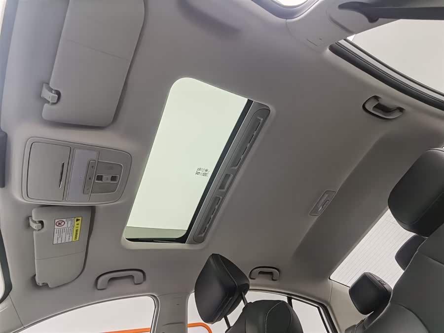 Roewe i5 2022 car image #15