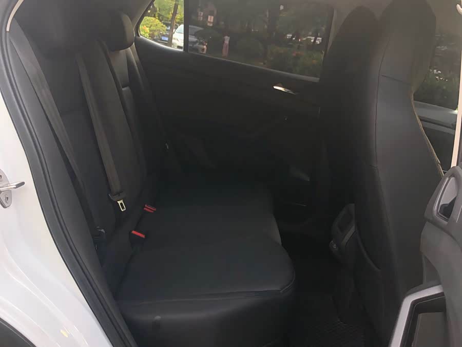 Volkswagen T-Cross 2023 #15 Volkswagen T-Cross 2023 car image #15