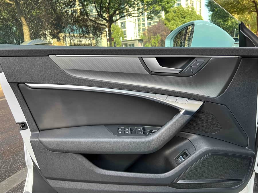 Audi A7 2021 immagine di auto #15