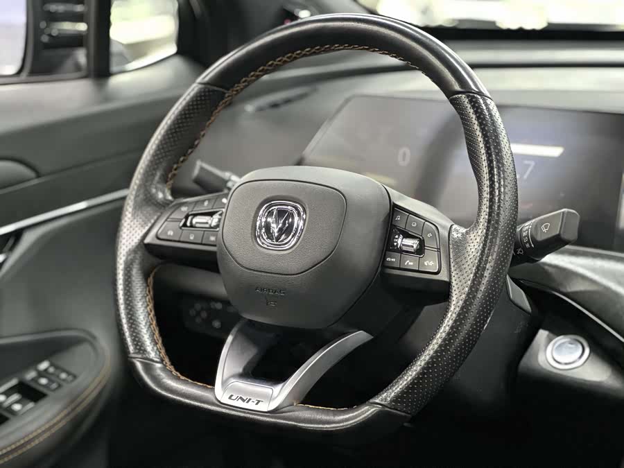 Changan UNI-T 2022 car image #15
