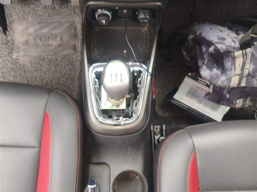 Changan CS15 2016 immagine di auto #15