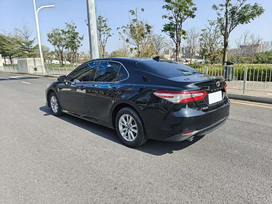 Toyota Camry 2021 #15 Toyota Camry 2021 car image #15