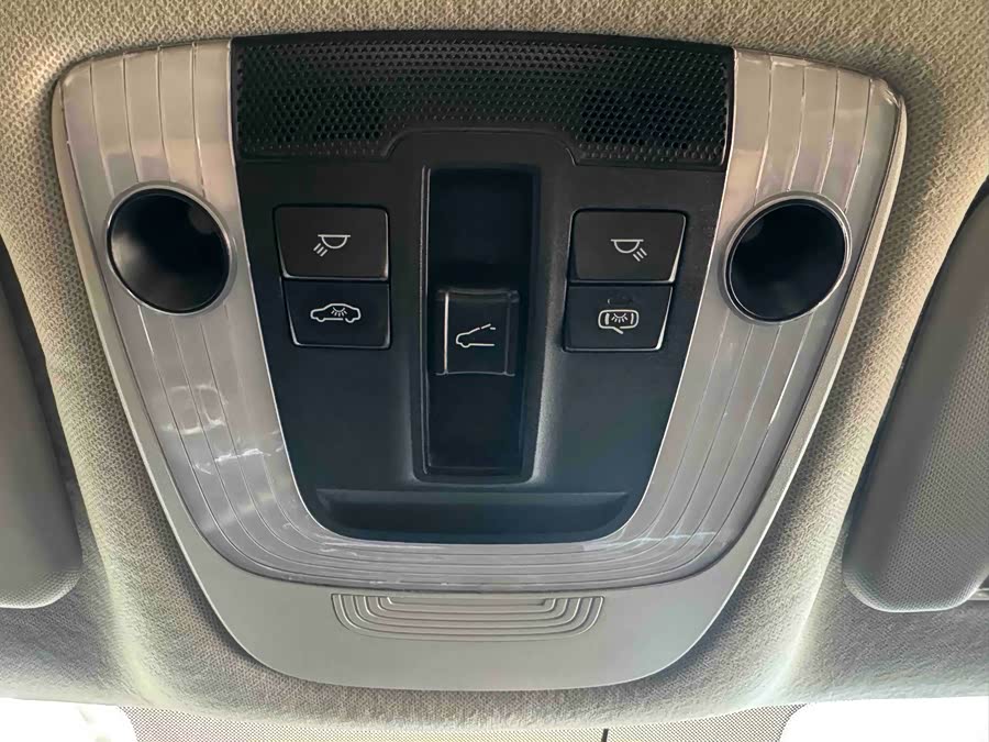 Kia Stonic 2021 image de voiture #15