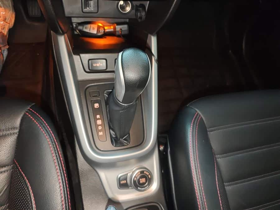Suzuki Vitara 2018 #15 Suzuki Vitara 2018 car image #15