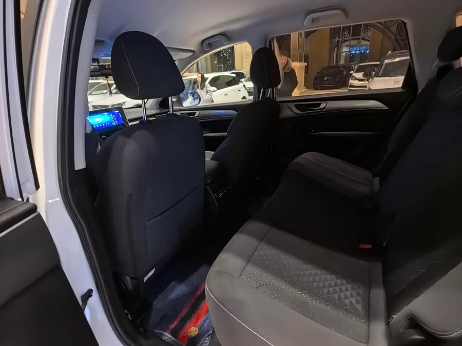 Haval M6 2021 #15 Haval M6 2021 car image #15