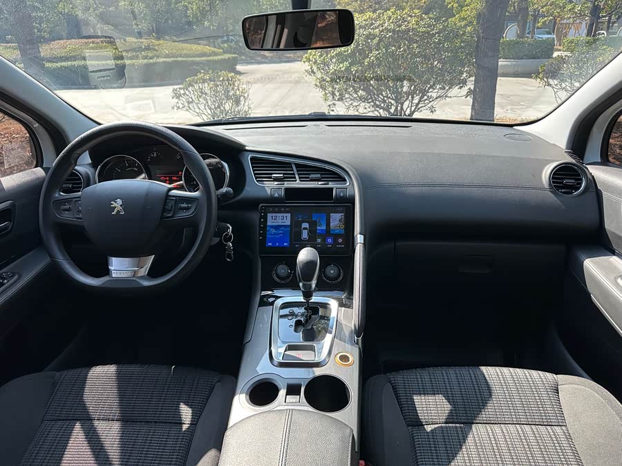 Peugeot 3008 2017 #15 Peugeot 3008 2017 car image #15