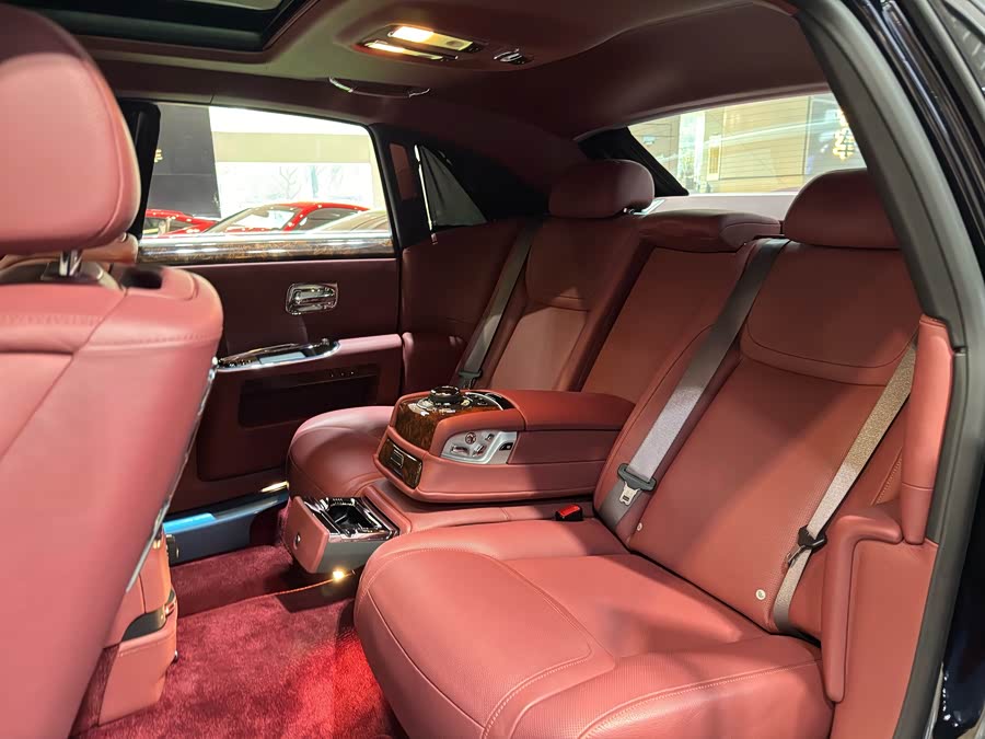 Rolls-Royce Ghost 2015 car image #15