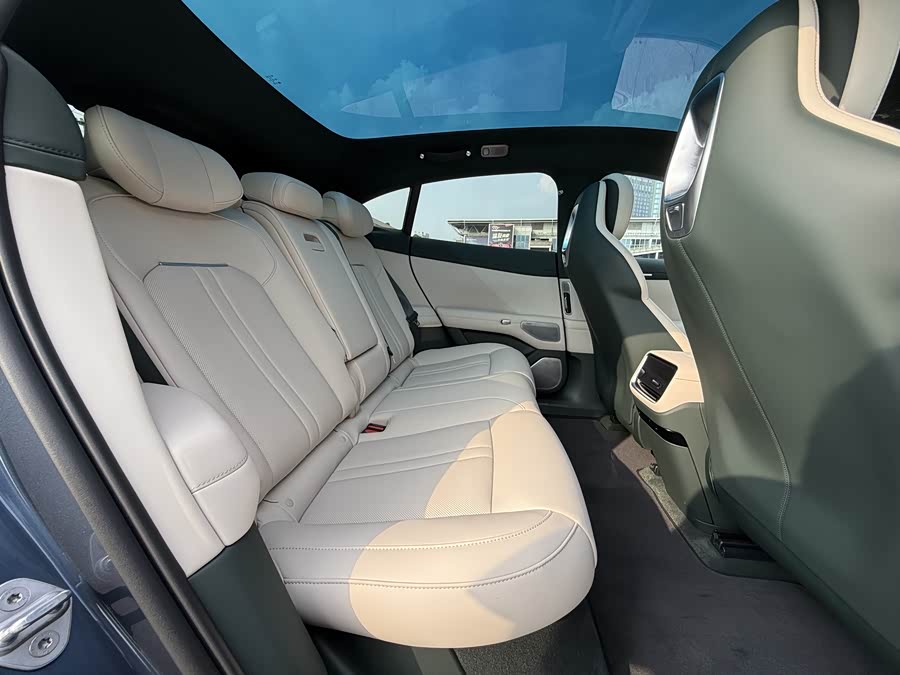 MI YU7 2025 #15 MI YU7 2025 imagen de coche #15