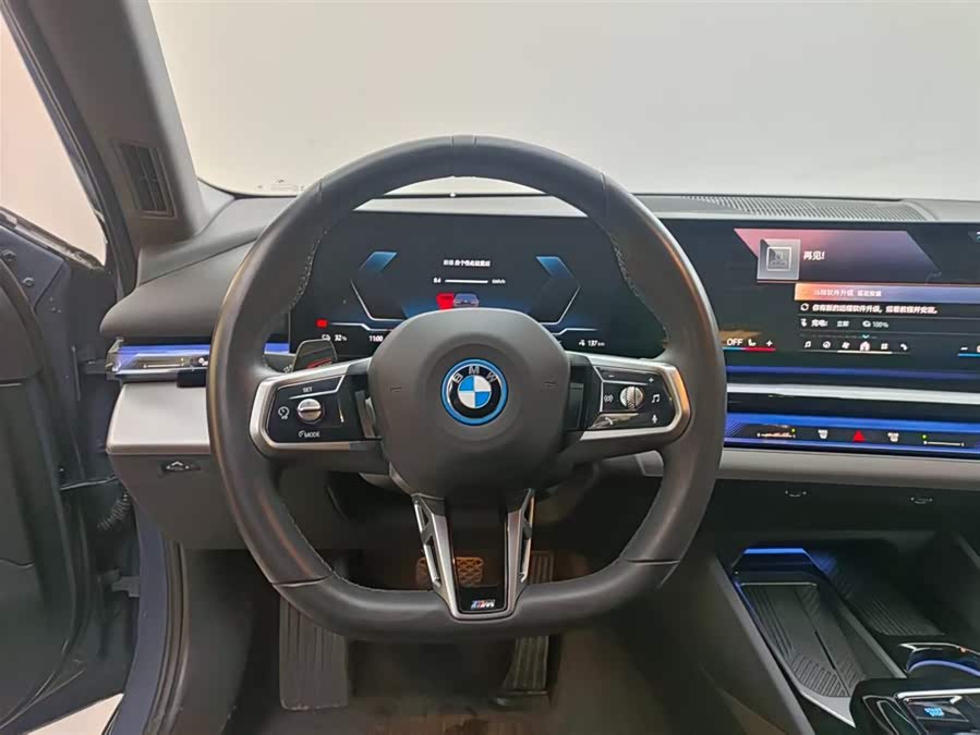 BMW i5 2024 car image #15
