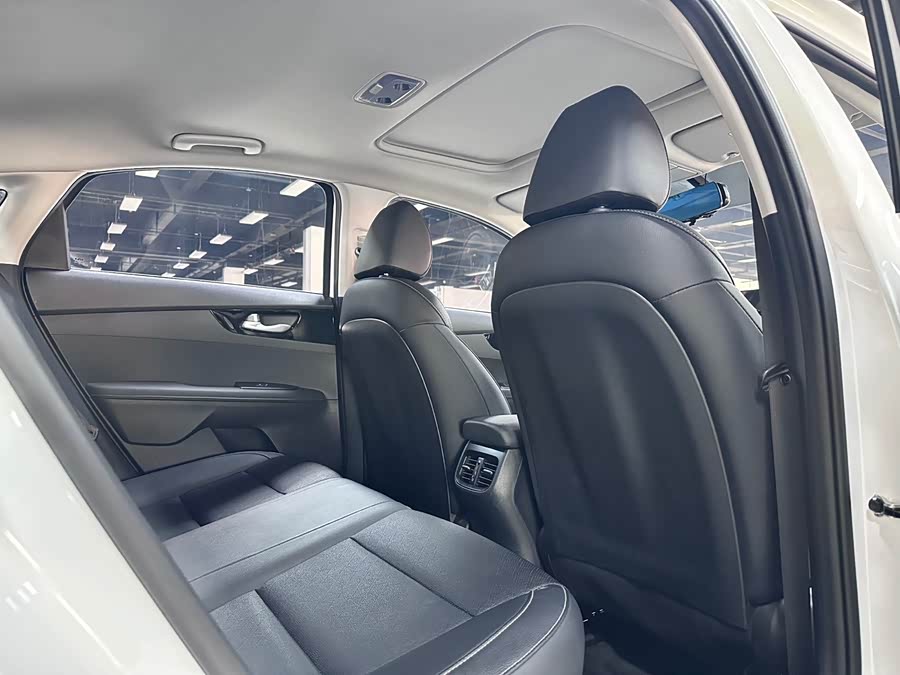 Kia K3 2017 immagine di auto #15