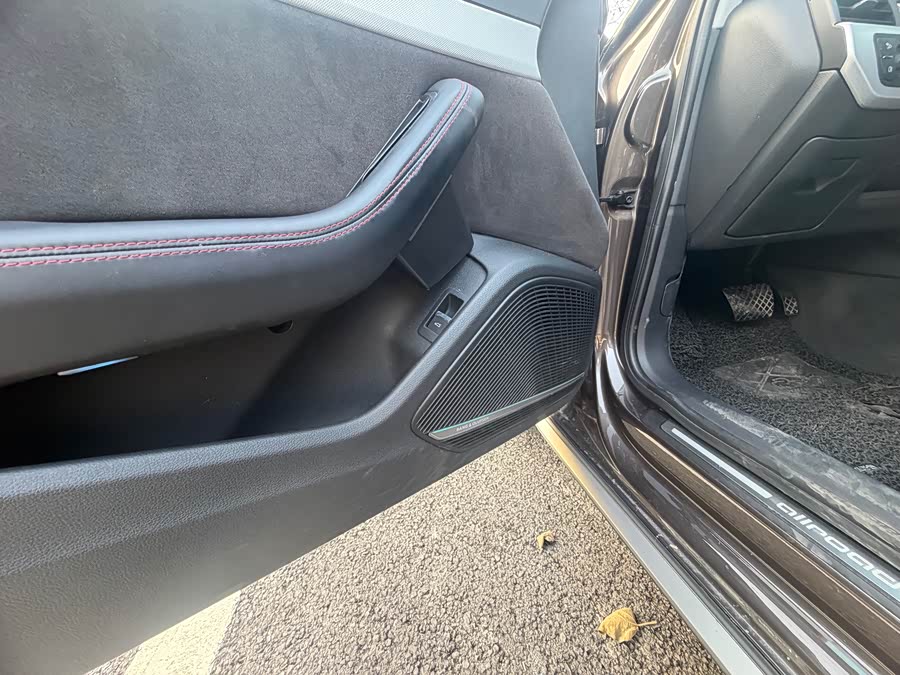 Audi A4 (Imported) 2018 #15 Audi A4 (Imported) 2018 car image #15