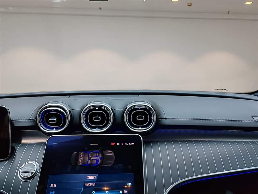 Mercedes-Benz C Class 2022 immagine di auto #15