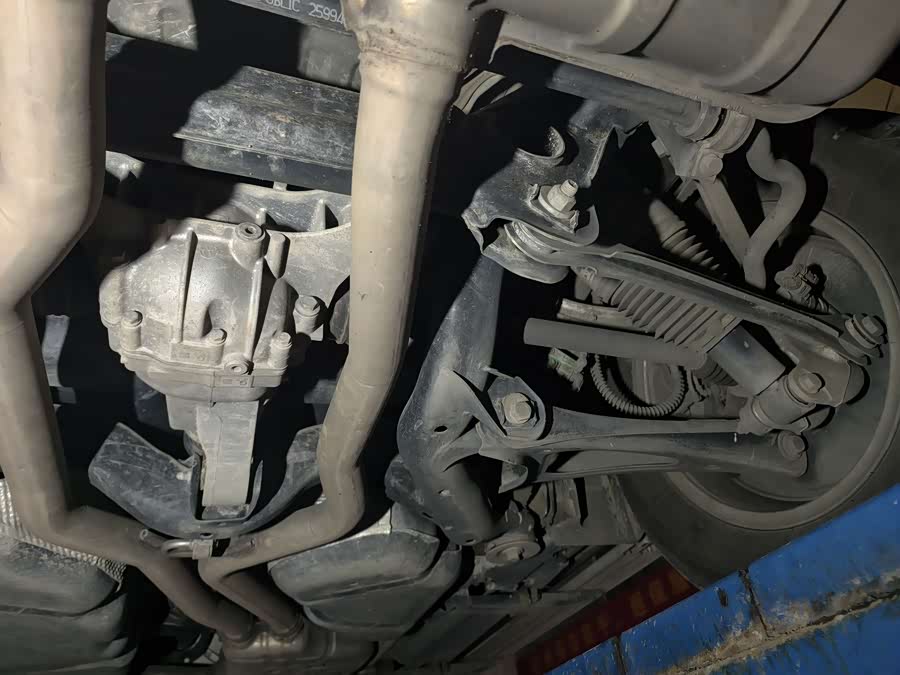 Volkswagen Touareg 2015 car image #15