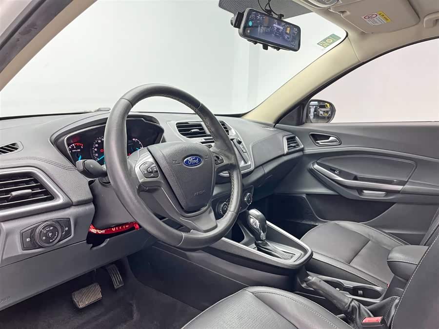 Ford Escort 2017 immagine di auto #15