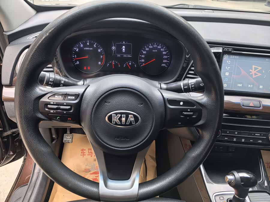 起亚 起亚K4 2014 汽车图片 #15