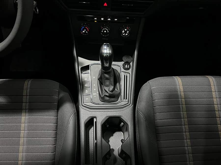 Volkswagen Lavida 2021 #15 Volkswagen Lavida 2021 car image #15