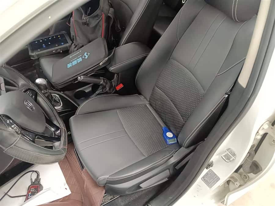 Changan Alsvin 2018 #15 Changan Alsvin 2018 car image #15