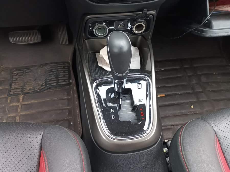 Changan CS15 2017 #15 Changan CS15 2017 car image #15