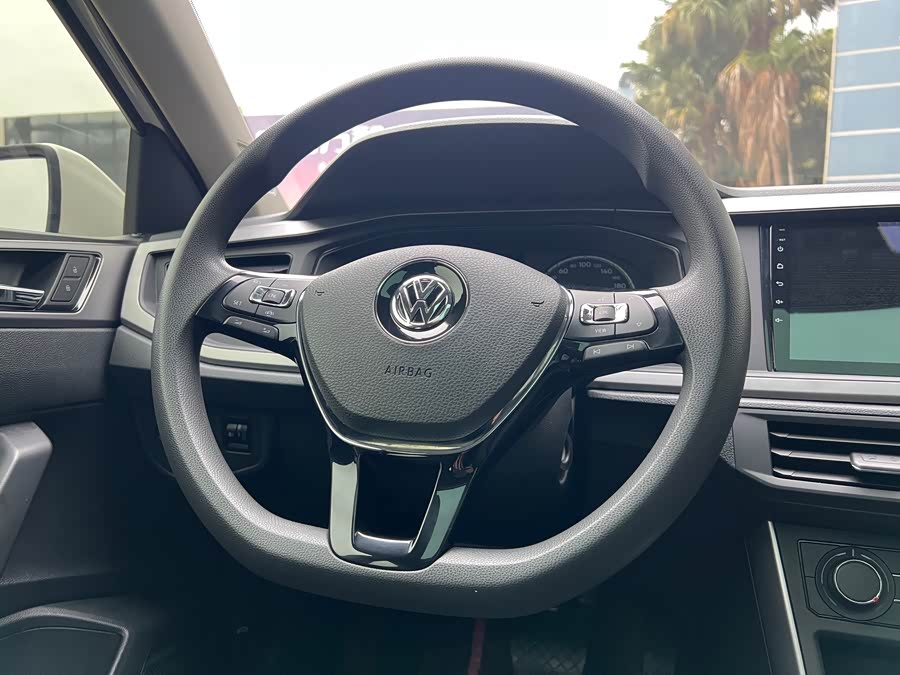Volkswagen Polo 2020 car image #15