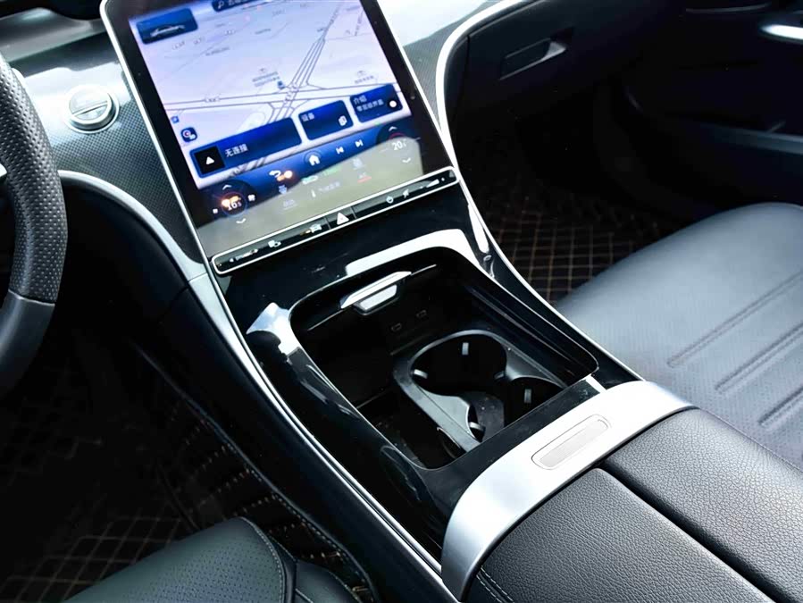 Mercedes-Benz C Class 2023 car image #15