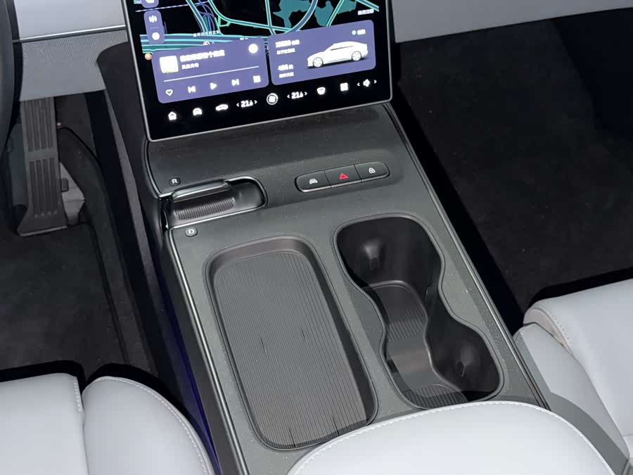 NIO ET5 2024 #15 NIO ET5 2024 car image #15