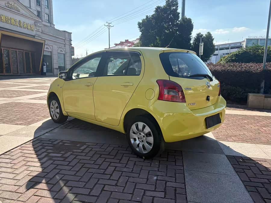 Toyota Yaris 2011 #15 Toyota Yaris 2011 imagen de coche #15