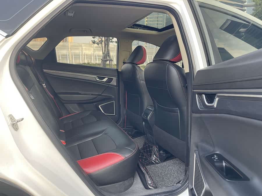 GEELY 2020 car image #15