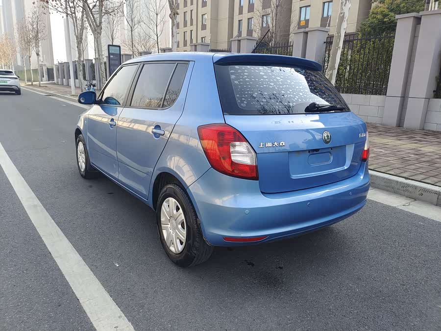 Skoda Fabia 2013 immagine di auto #15