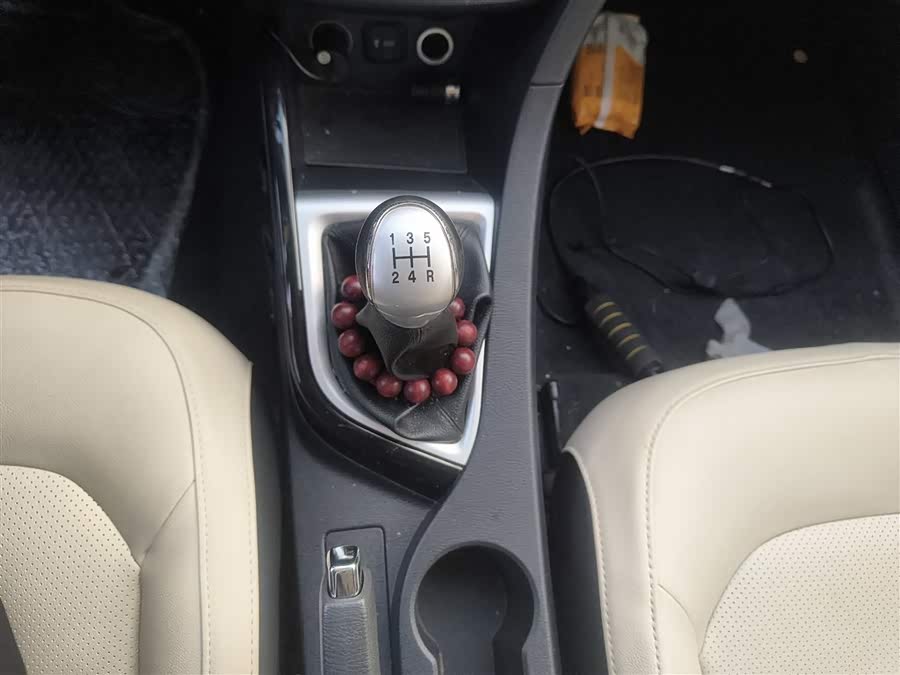 Changan Alsvin V7 2016 image de voiture #15