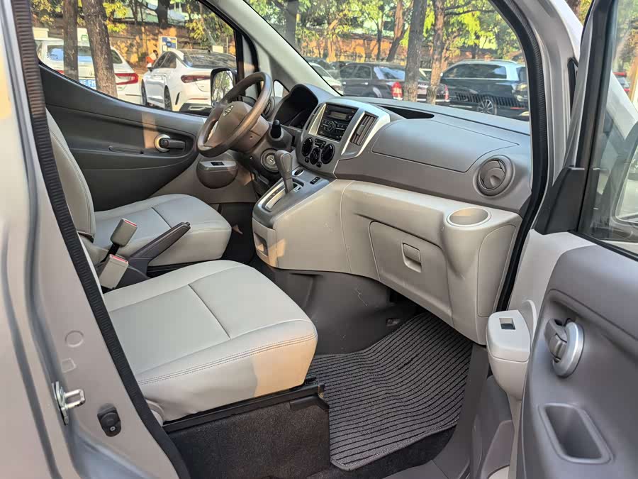 日产 日产NV200 2017 汽车图片 #15