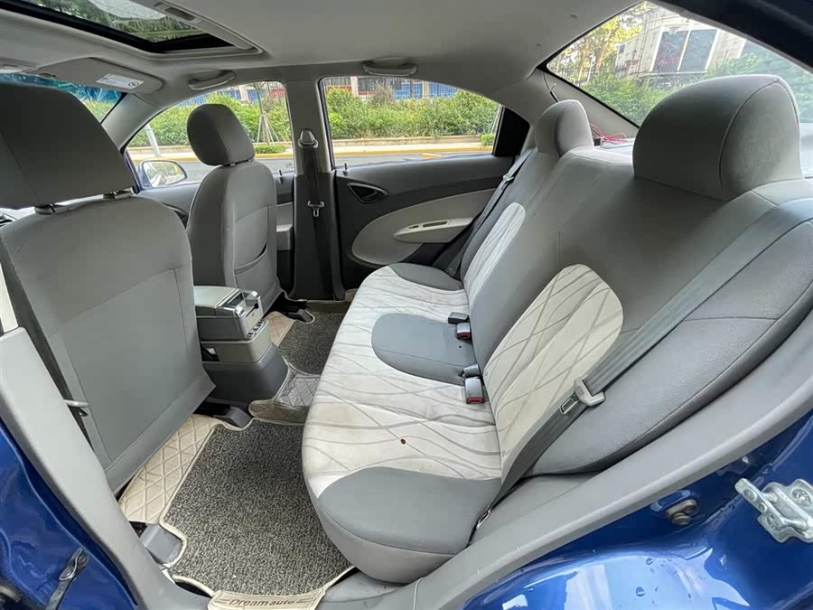 Chevrolet Sail 2012 #15 Chevrolet Sail 2012 immagine di auto #15