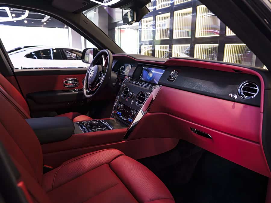 劳斯莱斯 库里南 2019 汽车图片 #15