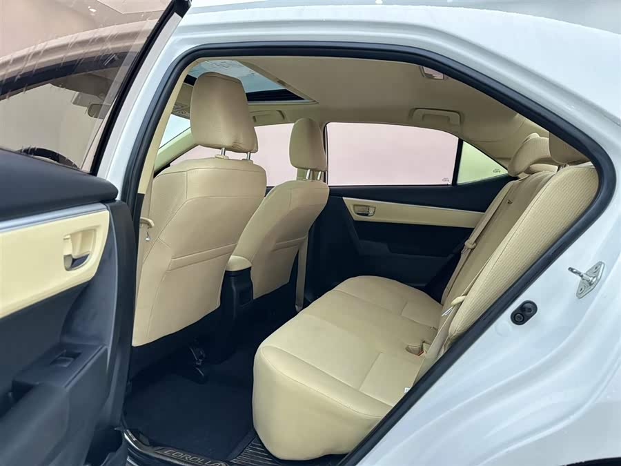 Toyota Corolla 2017 #15 Toyota Corolla 2017 car image #15