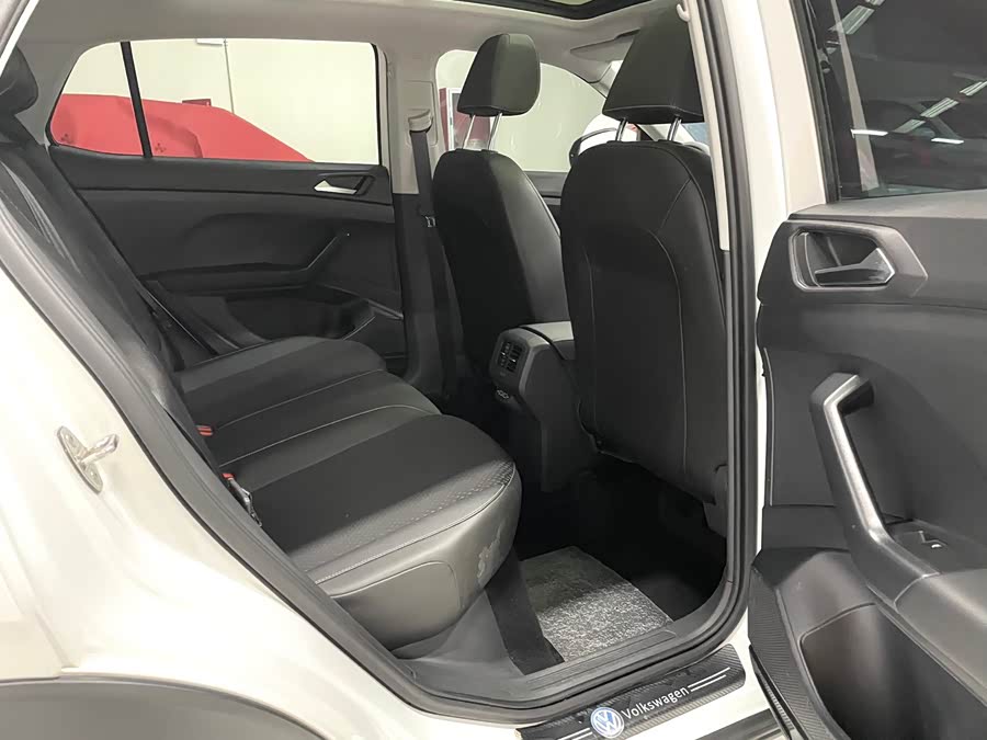 Volkswagen Tacqua 2022 car image #15