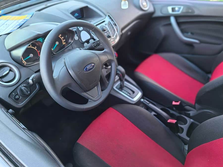 Ford Fiesta 2013 #15 Ford Fiesta 2013 immagine di auto #15