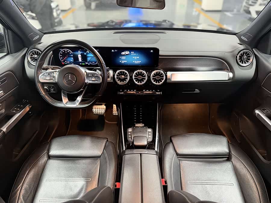 Mercedes-Benz 2022 car image #15