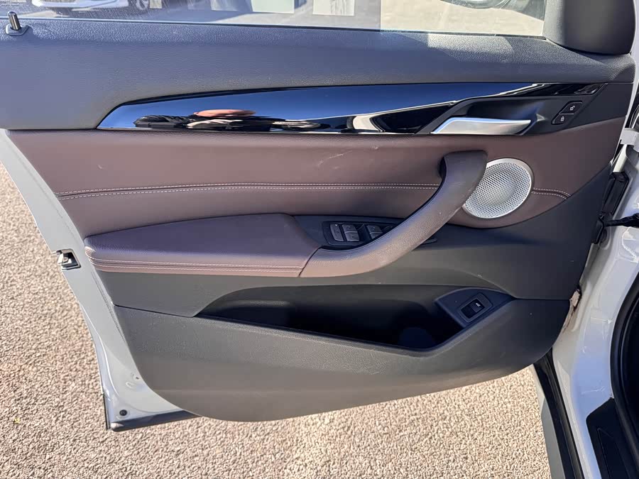 BMW X1 2020 car image #15