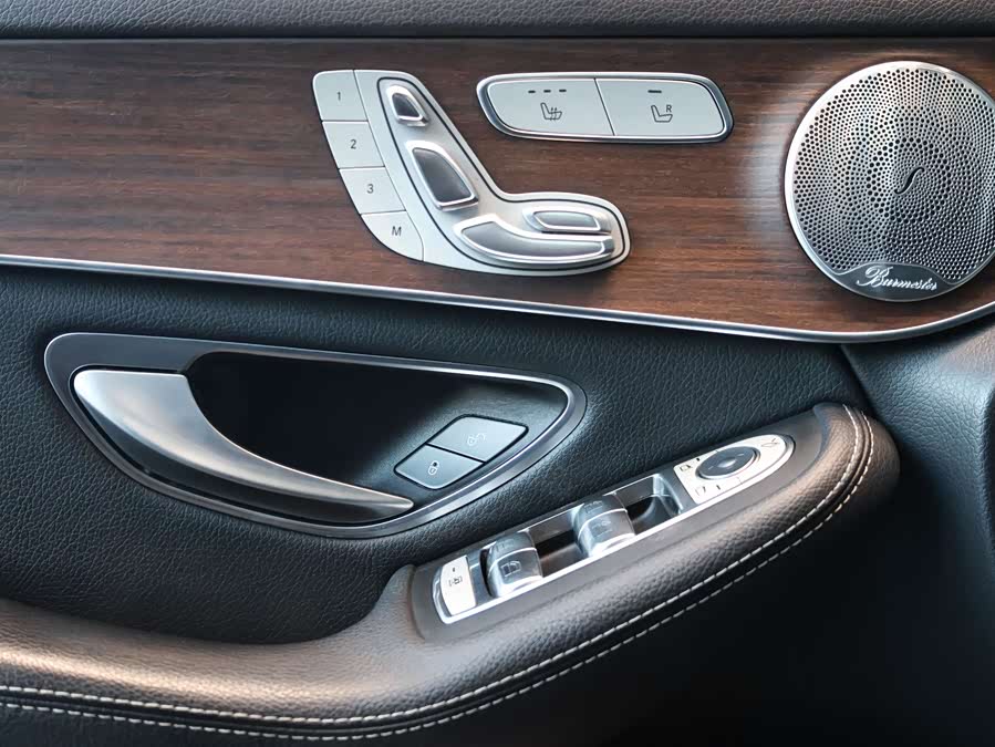 Mercedes-Benz GLC Class 2021 car image #15