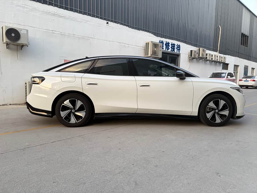 Volkswagen ID.7 Vizzion 2024 #15 Volkswagen ID.7 Vizzion 2024 car image #15