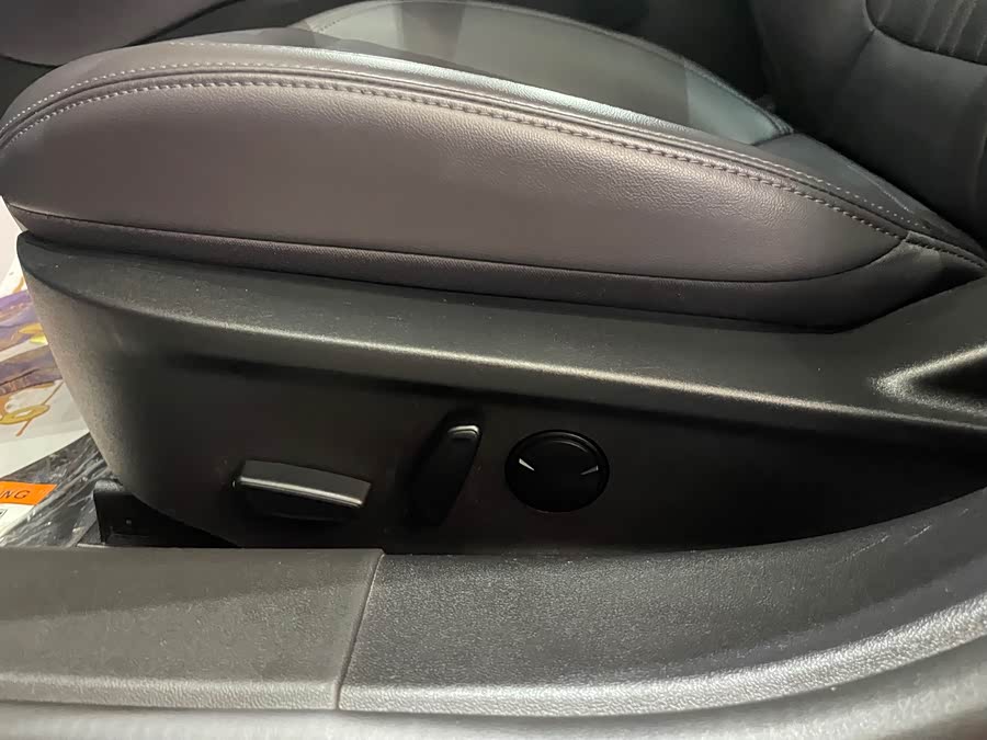 Ford Mondeo 2024 car image #15