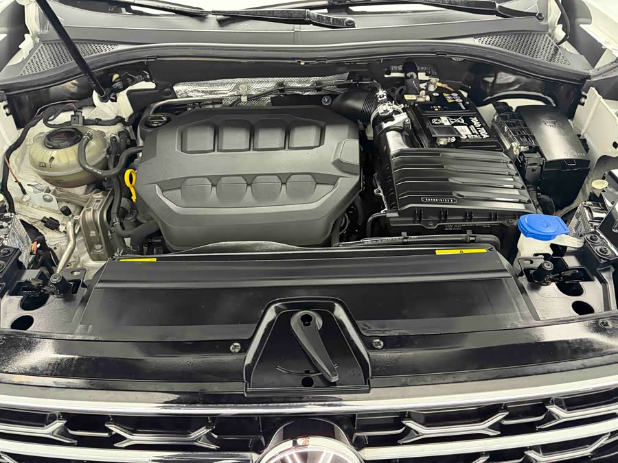 Volkswagen Tayron 2024 immagine di auto #15