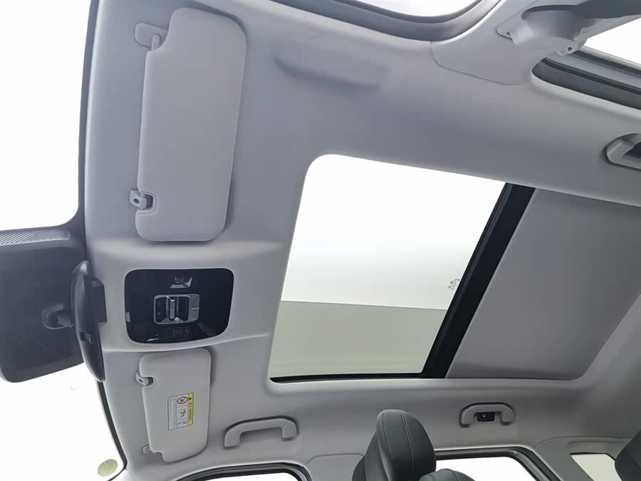 Chery Exploration 06 C-DM 2025 immagine di auto #15